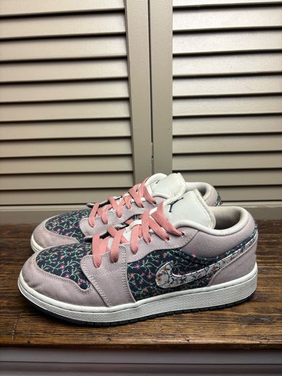 Nike Air Jordan 1 Low SE GS "Canvas Floral 7 Youth - Picture 7 of 10